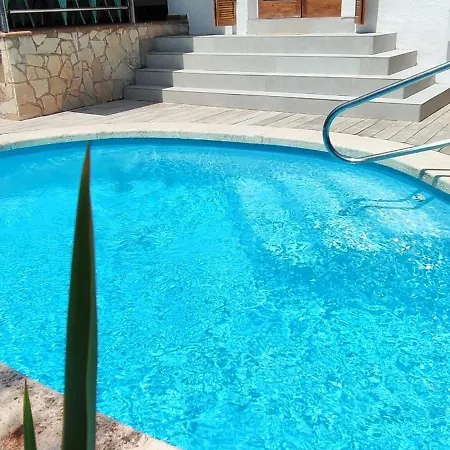 Con Piscina A 200m Del Mar
